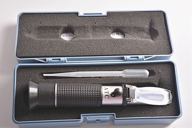 4 In 1 Propylene Glycol Refractometer , ATC Salinity Refractometer 0.5% Adblue